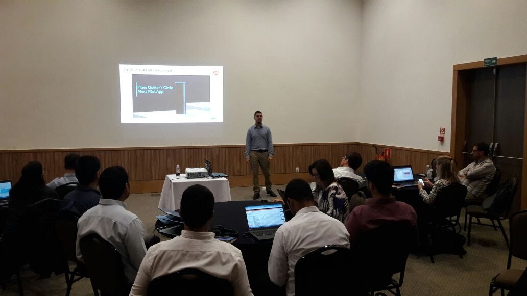 Eric Gallardo presenting about Digital transformation of big pharma in Panama City, Panama
